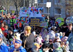 Rosenmontag In Jena Farbe Und Frohsinn Erlebte Winzerla 05